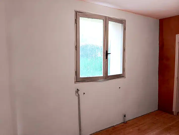 Intérieur: finition enduit fin à la chaux 2